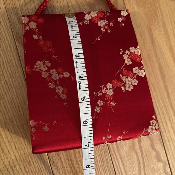 Amanda Smith Red Evening Purse Gold Flower Embroidery With Snap & Shoulder Strap - Picture 9 of 13